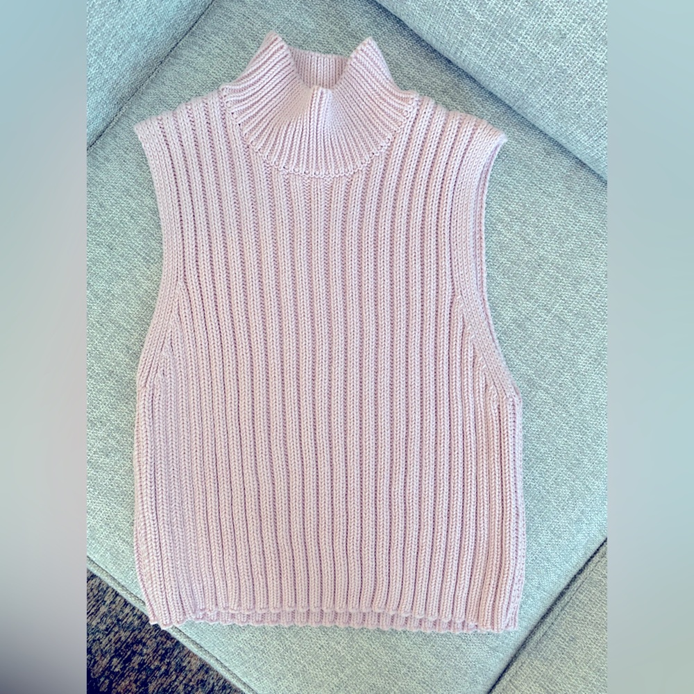 ZARA light pink sweater vest